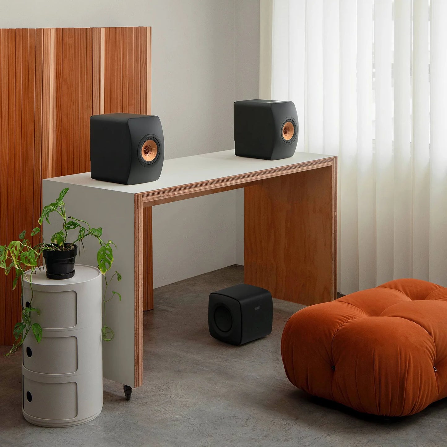 KEF KC62